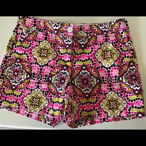 Crown & Ivy 5” shorts